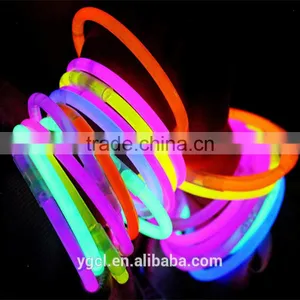 8 Inch Glow Stick Bracelet thumbnail-6