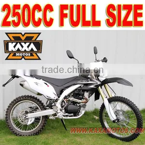 Enduro 250cc Motorbike thumbnail-1