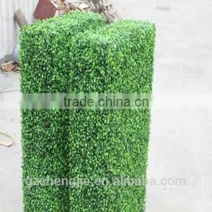 Artificial Boxwood Hedge Fence Artificial Plastic Green Hedge for Garden Decoration thumbnail-1