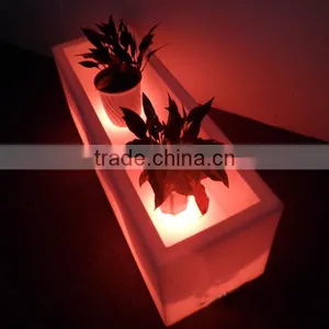 Hot Selling Outdoor Waterproof LED Plastic Flower Pot for Livingroom / Restaurant / Hotel / Night Club thumbnail-4