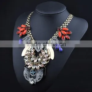 Big Brand Multicolor Rhinestone Alloy Statement Necklace Jewelry for Women thumbnail-2