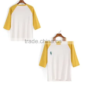 China Fashion Embroidered Short Sleeve Woman T-shirt Summer Woman Clothing Custom Woman T-shirt thumbnail-2
