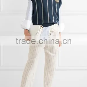 Hot Sale Navy and White Sleeveless Striped Knitted V-Neck Sweater for Women thumbnail-4