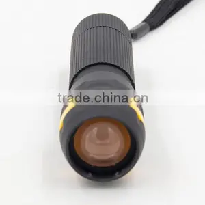 Aluminum Material Long Range Emergency Zoom Adjustable High Power Led Torch thumbnail-4