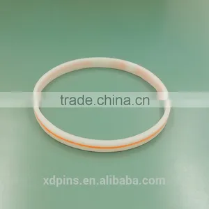 Personality Design Simple Pink Silicone Wristband thumbnail-3