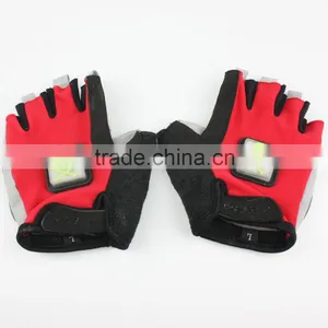 OEM Factory Light Waterproof Gloves Outdoor Sports Manager Special Glove thumbnail-3