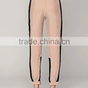 OEM Supply Relaxed Style Contrast Color Korean Women Pants thumbnail-4