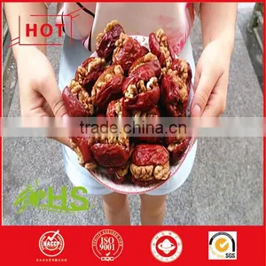 Bottom Price Latest Chinese Red Dates With Walnut Meat thumbnail-1