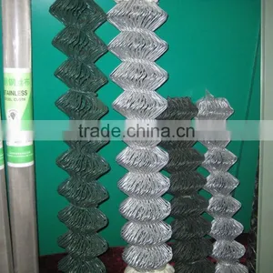 China Chain Link Wire Mesh Fencing , PVC Coated Chain Link Fences ,Plastic Chain Link Fence ( ISO9001 Certificated ) thumbnail-1