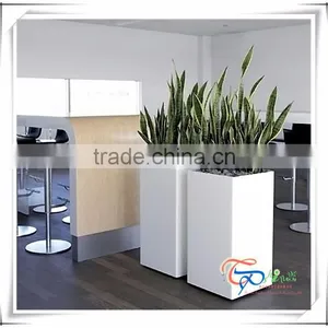 Garden Resin Table Flower Vase thumbnail-1
