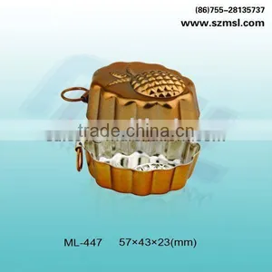 Moon Cake ShapeTin Box thumbnail-1