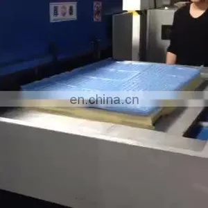 Precision Four Column Hydraulic Sponge Foam Die Cutting Machine thumbnail-1