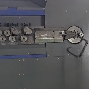 Vollautomatische Stahlbewehrungsbiegemaschine Horizontale Biegemaschine für den Baugewerbegebrauch thumbnail-1