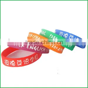 Factory Wholesale Silicone Special Design Wrist Band Rubber Blacelet/Disney Audited Factory thumbnail-2