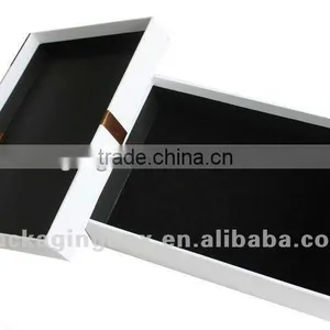 Elegant Gift Packaging Box thumbnail-1