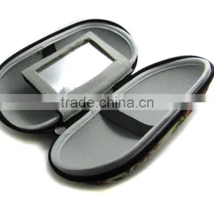 Sunglasses Case With a Mirror thumbnail-2