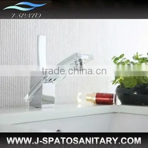 Colourful Sink Faucets thumbnail-1