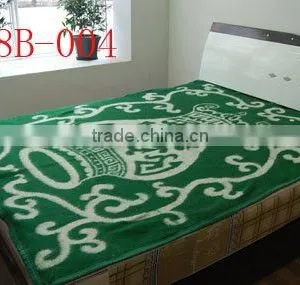 High Quality Brushed Fleece Blanket thumbnail-1