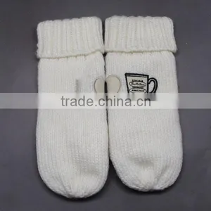CUSTOM KNITTED GLOVES WITHOUT FINGERS thumbnail-1