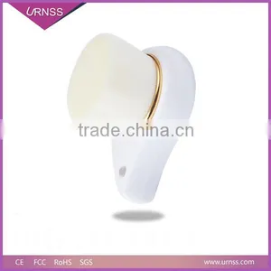Plastic Handle Nylon Bristle Cleansing Brush thumbnail-2