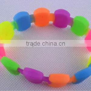 100% Silicone Bracelets Wristbands thumbnail-1