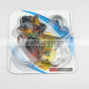 8pcs Xmas Kitchware in Blister, Stainless Steel Love Cookie Cutters thumbnail-1