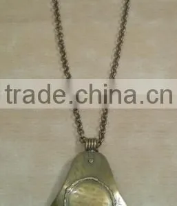 Metal Pendant Necklace thumbnail-1