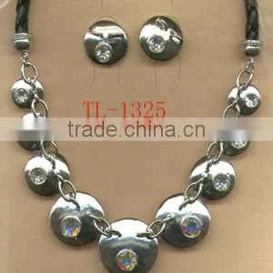 Alloy Necklace Set,fashion Design Necklace Set,costume Jewelry Set,hot Necklace Sets,new Design Jewelry Set, Fashion Jewelry thumbnail-1
