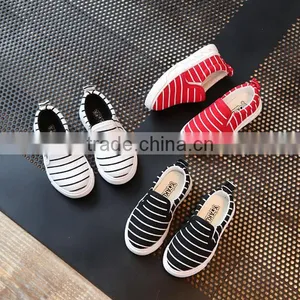 Zm35398a Kids Leisure Slip on Sport Canvas Shoes for Summer thumbnail-1