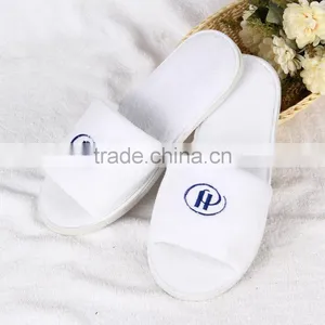 Customized Logo Close Toe Coral Velvet Hotel Slipper thumbnail-1