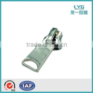 New Design Auto Lock Slider and Puller for Bags Garment Accessories thumbnail-1