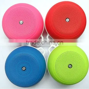 Hot Selling Novelty Wireless Bluetooth Mini Beats Audio Speaker With Holder thumbnail-1