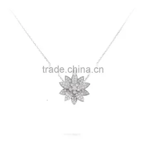 Flower cz Stone Pendant Necklace thumbnail-1