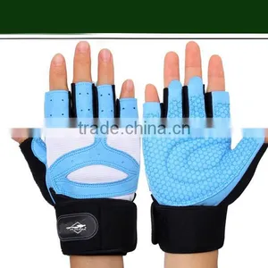 Neoprene Black Surfing Diving Swimming Webbed Sport Gloves thumbnail-3