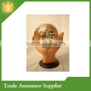 Custom Couple Snow Globe Manufacture New Products for Home Decor thumbnail-4