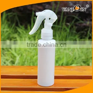 100ml White Mini Trigger Spray HDPE Bottle thumbnail-6