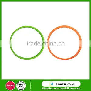 Cheap Festival Promotional Colorful Printed Silicone Wristband , Fashion Wristband Silicone Bracelets Wholesale thumbnail-3