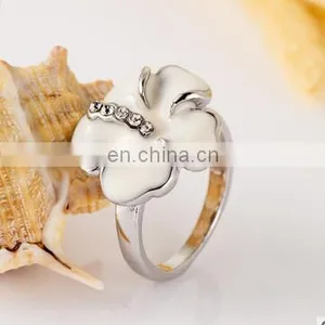 Classic Genuine Austrian Crystals Sample Sales Platinum Plated Black Flower Ring Jewelry Party OFF thumbnail-2