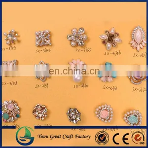 Wholesale Fashion Rhinestone Pearl Button for Wedding Bouquet Decoration thumbnail-1