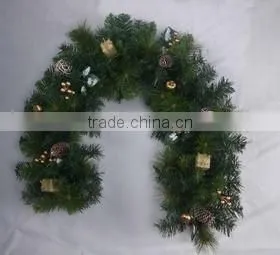 Wholesale Decorated Pine Needle Artificial Christmas Garland Quality Choice thumbnail-1
