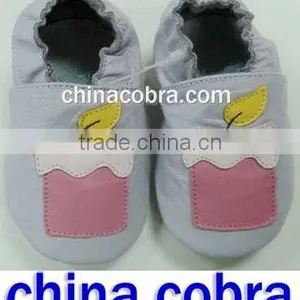 Baby Shoes ( 2012 Hot Design ) thumbnail-3
