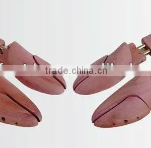 Cedar Wooden Shoe Tree thumbnail-1