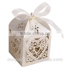 Biscuit Packaging Bag Wedding Candy Gift Party Wedding Carriage Laser Hollow Rose Candy Box thumbnail-6