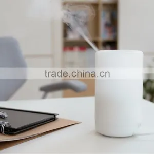 70ml LED USB Electric Ultrasonic Air Humidifier Home Ultrasonic Aroma Mist Humidifier Diffuser thumbnail-4