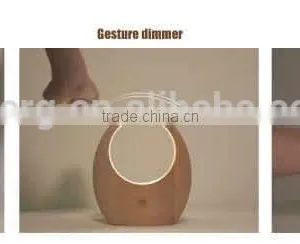 Smart Gesture Control Wood Table Light With Built-in Battery thumbnail-3