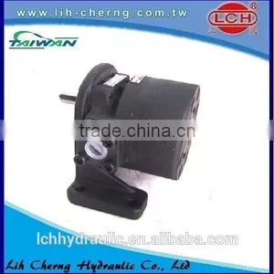 Portable Chemical Pump thumbnail-6