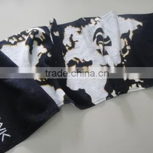 Black Printed Microfiber Beach Towel Wholesale thumbnail-1