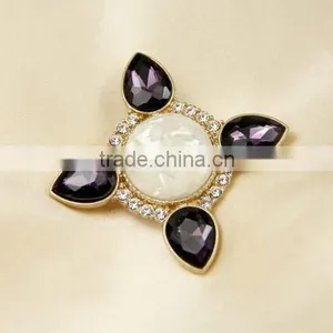 Multicolor Crystal Alloy Pin Brooch Pin thumbnail-2