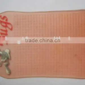 Non-slip Car Mat thumbnail-1