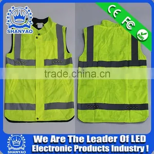2016 Hot Selling LED Fluorescent Green Refletive Jacket For Road Safety At Night thumbnail-2